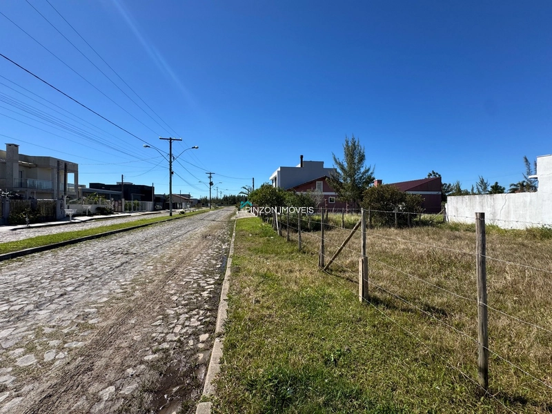 TERRENO EM ÓTIMA LOCALIZAÇÃO: 3ª foto da galeria de imagens do imóvel