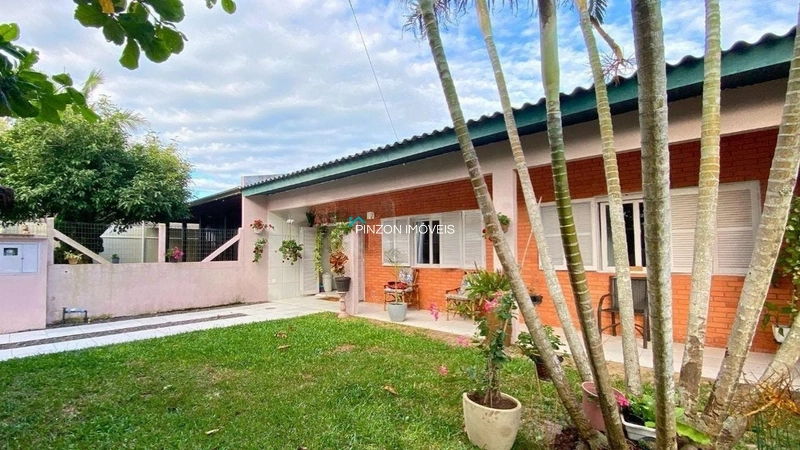 CASA A VENDA EM ARROIO DO SAL PRÓXIMA DO MAR - BAIRRO FIGUEIRINHA: 2ª foto da galeria de imagens do imóvel