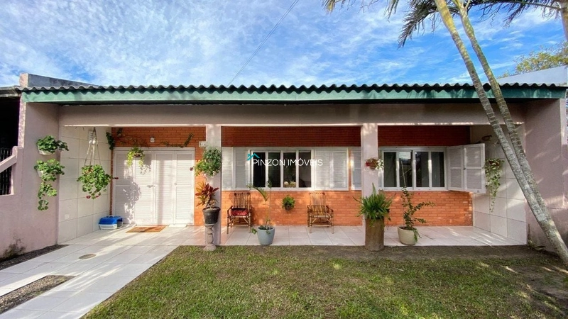 CASA A VENDA EM ARROIO DO SAL PRÓXIMA DO MAR - BAIRRO FIGUEIRINHA: 1ª foto da galeria de imagens do imóvel