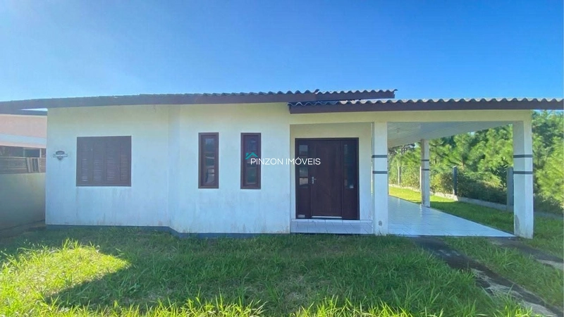 CASA COM 3 DORMITÓRIOS NO BAIRRO CAMBOIM - ARROIO DO SAL: 2ª foto da galeria de imagens do imóvel