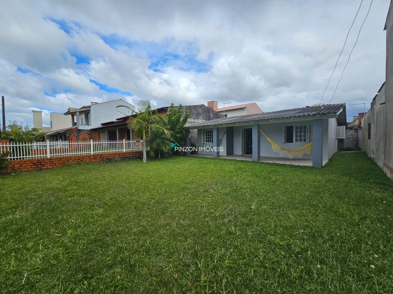 CASA A APENAS 100 METROS DO MAR EM ARROIO DO SAL - RONDINHA: 3ª foto da galeria de imagens do imóvel