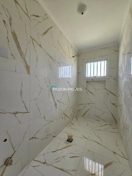 CASA COM 03 DORMITÓRIOS EM AREIAS BRANCAS A APENAS 500 METROS DO MAR!: 27ª foto da galeria de imagens do imóvel