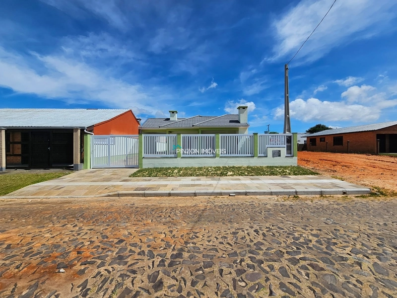 CASA COM 03 DORMITÓRIOS EM AREIAS BRANCAS A APENAS 500 METROS DO MAR!: 3ª foto da galeria de imagens do imóvel