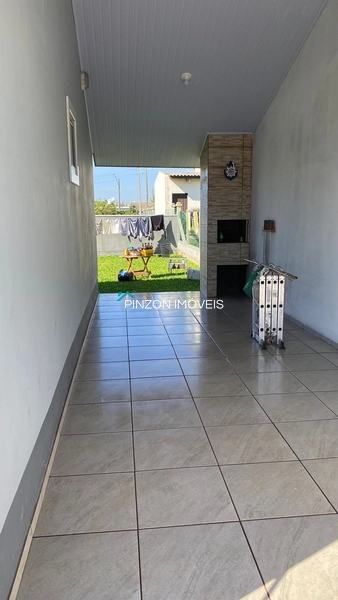 RESIDÊNCIA A POUCOS METROS DO MAR EM ARROIO DO SAL: 9ª foto da galeria de imagens do imóvel