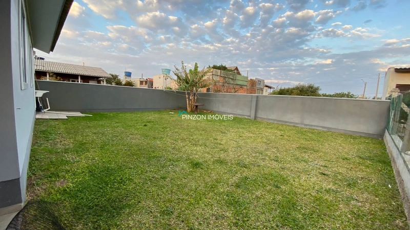 RESIDÊNCIA A POUCOS METROS DO MAR EM ARROIO DO SAL: 13ª foto da galeria de imagens do imóvel