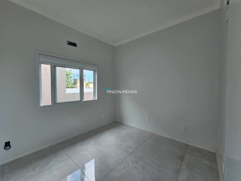 CASA COM 03 DORMITÓRIOS E PISCINA NO BALNEÁRIO VISTA ALEGRE: 21ª foto da galeria de imagens do imóvel