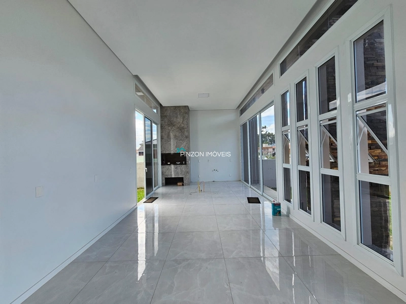 CASA COM 03 DORMITÓRIOS E PISCINA NO BALNEÁRIO VISTA ALEGRE: 9ª foto da galeria de imagens do imóvel