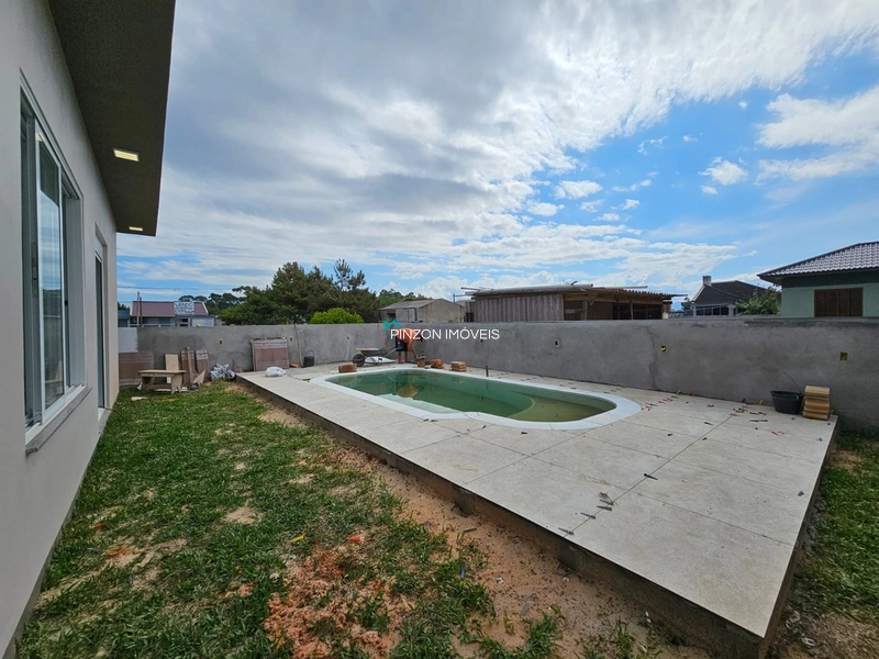 CASA COM 03 DORMITÓRIOS E PISCINA NO BALNEÁRIO VISTA ALEGRE: 28ª foto da galeria de imagens do imóvel