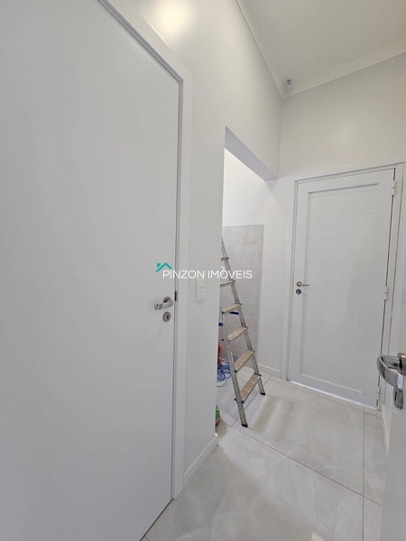 CASA COM 03 DORMITÓRIOS E PISCINA NO BALNEÁRIO VISTA ALEGRE: 13ª foto da galeria de imagens do imóvel