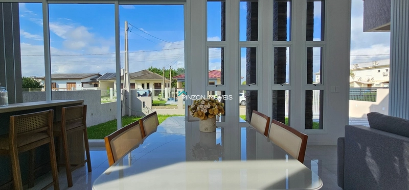 CASA COM 03 DORMITÓRIOS E PISCINA NO BALNEÁRIO VISTA ALEGRE: 6ª foto da galeria de imagens do imóvel