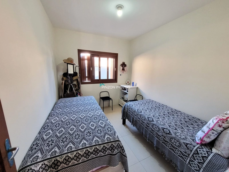 CASA MOBILIADA PRÓXIMA AO CENTRO DE ARROIO DO SAL: 19ª foto da galeria de imagens do imóvel