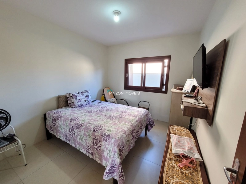 CASA MOBILIADA PRÓXIMA AO CENTRO DE ARROIO DO SAL: 16ª foto da galeria de imagens do imóvel