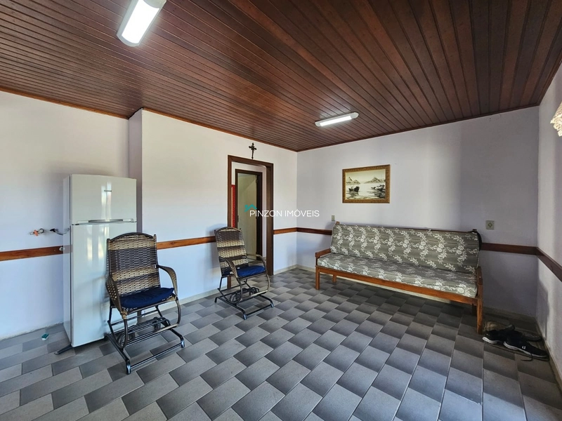 CASA COM 03 DORMITÓRIOS, QUIOSQUE E PISCINA EM AREIAS BRANCAS.: 10ª foto da galeria de imagens do imóvel