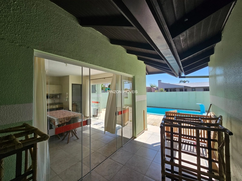 CASA COM 03 DORMITÓRIOS, QUIOSQUE E PISCINA EM AREIAS BRANCAS.: 22ª foto da galeria de imagens do imóvel