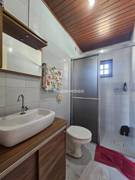 CASA COM 03 DORMITÓRIOS, QUIOSQUE E PISCINA EM AREIAS BRANCAS.: 11ª foto da galeria de imagens do imóvel