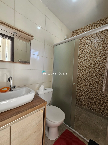 CASA COM 03 DORMITÓRIOS, QUIOSQUE E PISCINA EM AREIAS BRANCAS.: 26ª foto da galeria de imagens do imóvel