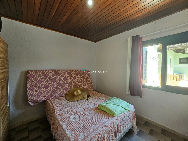 CASA COM 03 DORMITÓRIOS, QUIOSQUE E PISCINA EM AREIAS BRANCAS.: 17ª foto da galeria de imagens do imóvel