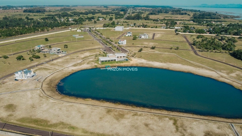 CONDOMÍNIO PARQUE DAS FIGUEIRAS: 2ª foto da galeria de imagens do imóvel