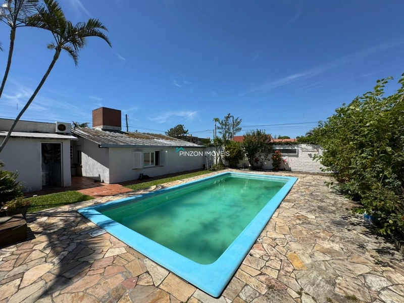 PROPRIEDADE COM 02 TERRENOS EM ATLÂNTIDA SUL