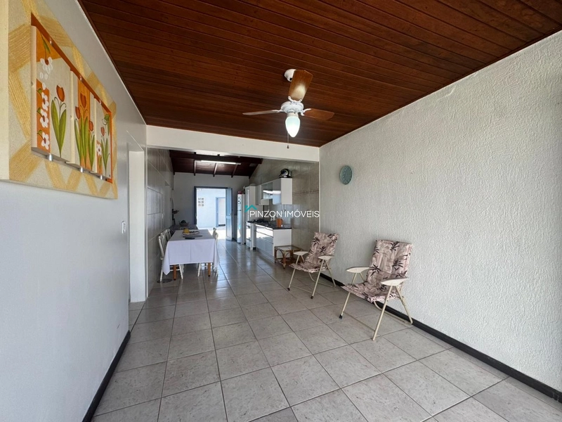 CASA COM PISCINA À 300M DA PRAIA: 21ª foto da galeria de imagens do imóvel