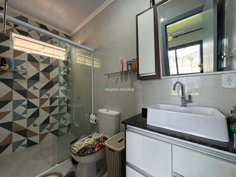 CASA COM PISCINA À 300M DA PRAIA: 9ª foto da galeria de imagens do imóvel