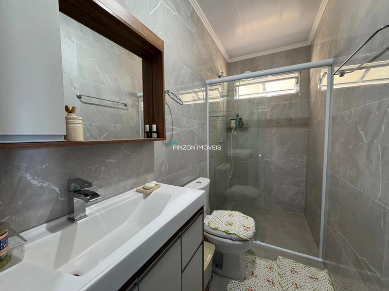 CASA COM PISCINA À 300M DA PRAIA: 12ª foto da galeria de imagens do imóvel