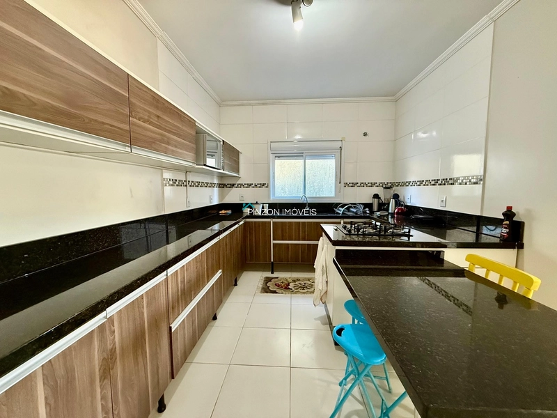 CASA A 450 METROS DA PRAIA EM MARIÁPOLIS: 13ª foto da galeria de imagens do imóvel