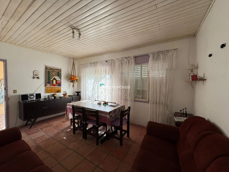 Casa próxima do centro e do mar.: 13ª foto da galeria de imagens do imóvel