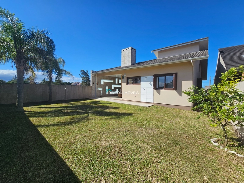 CASA MOBILIADA COM SUÍTE NA PRAIA PARAÍSO - TORRES!: 13ª foto da galeria de imagens do imóvel