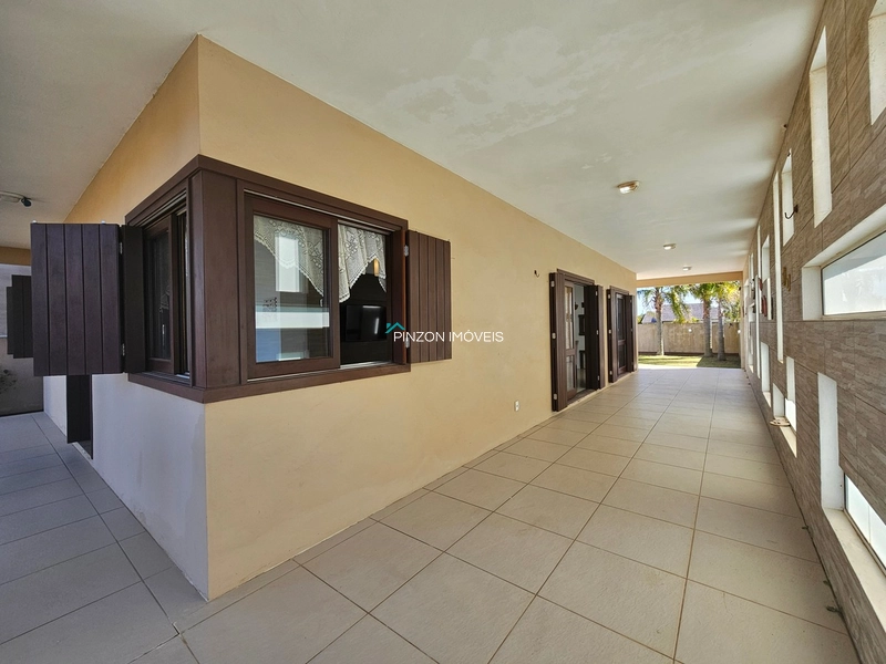 CASA MOBILIADA COM SUÍTE NA PRAIA PARAÍSO - TORRES!: 9ª foto da galeria de imagens do imóvel