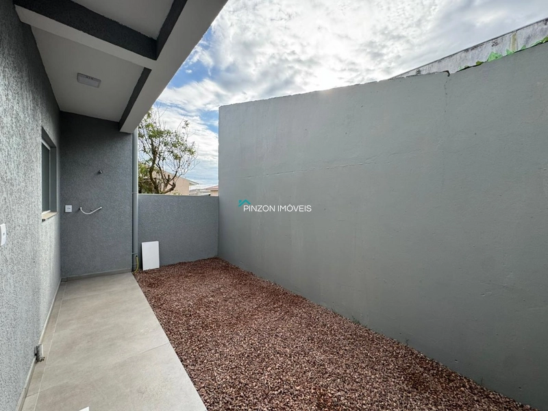 SOBRADOS COM PISCINA: 11ª foto da galeria de imagens do imóvel