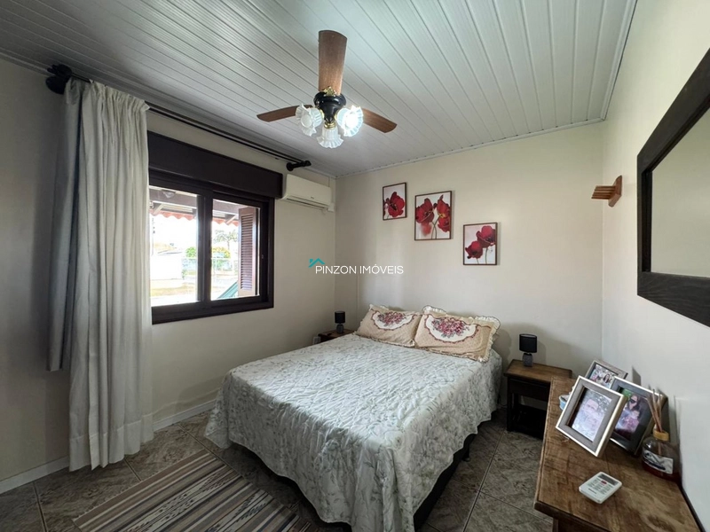 CASA COM PISCINA A 300 METROS DA PRAIA: 10ª foto da galeria de imagens do imóvel