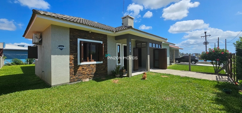 IMÓVEL A APENAS 100 METROS DO MAR EM ARROIO DO SAL!