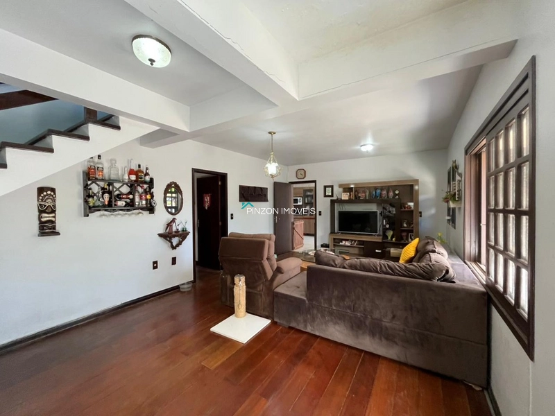 Sobrado a uma quadra do mar.: 5ª foto da galeria de imagens do imóvel