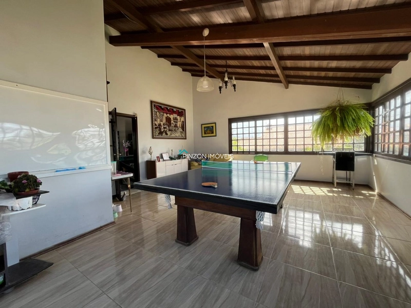 Sobrado a uma quadra do mar.: 7ª foto da galeria de imagens do imóvel