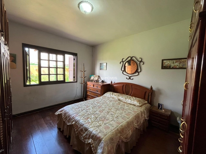 Sobrado a uma quadra do mar.: 22ª foto da galeria de imagens do imóvel