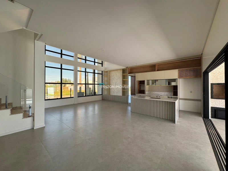 SOBRADO DE LUXO A APENAS 150 METROS DO MAR EM ARROIO DO SAL!: 5ª foto da galeria de imagens do imóvel