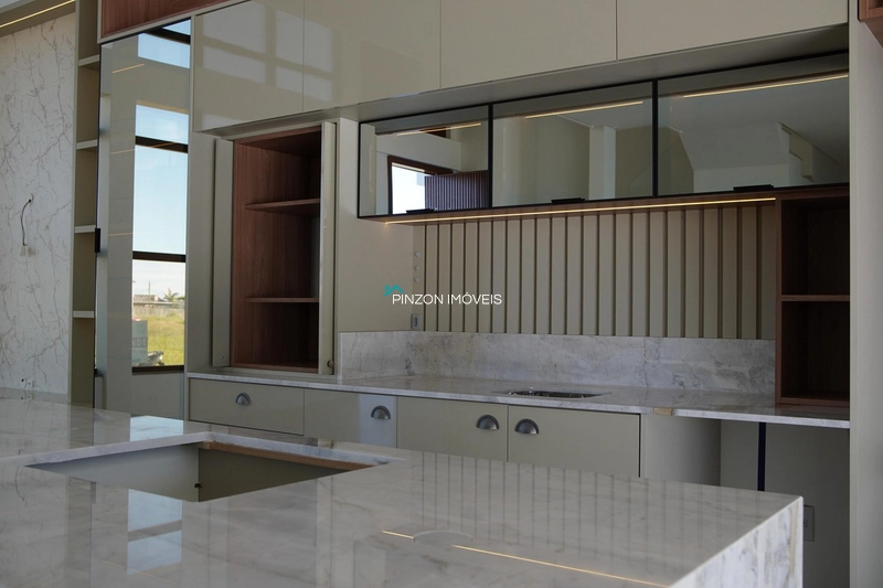 SOBRADO DE LUXO A APENAS 150 METROS DO MAR EM ARROIO DO SAL!: 6ª foto da galeria de imagens do imóvel