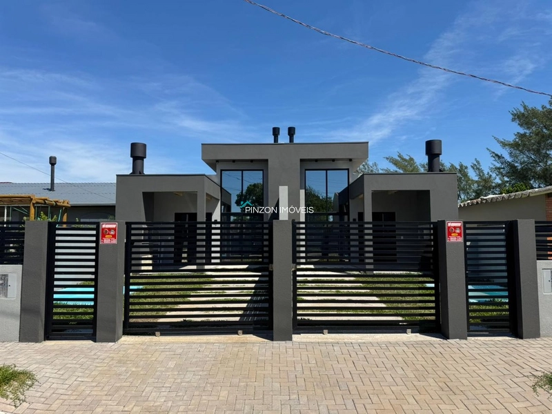 Casa a 250 metros da praia