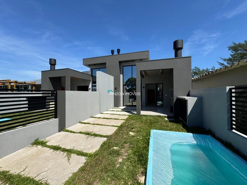 Casa a 250 metros da praia: 2ª foto da galeria de imagens do imóvel