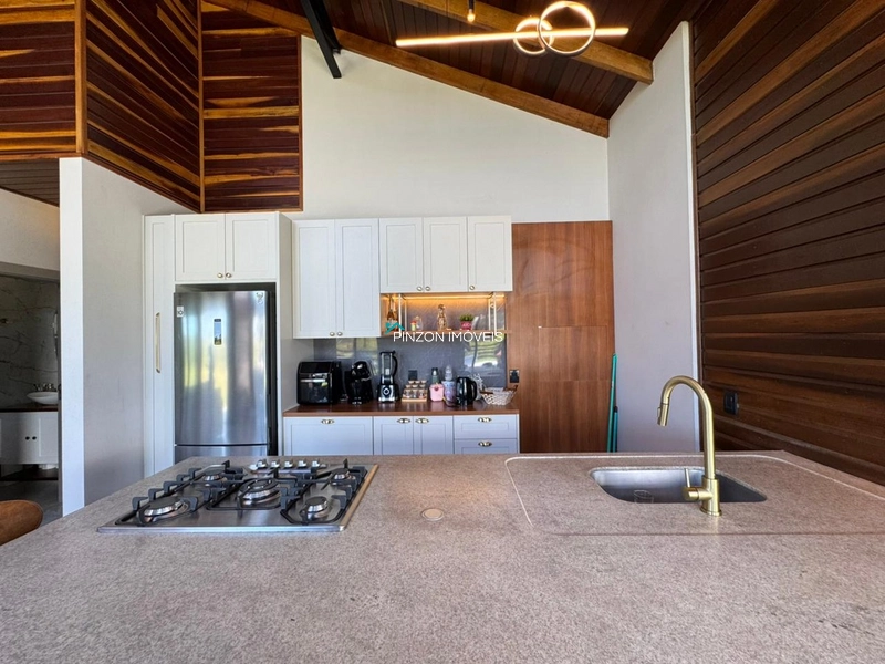 Casa mobiliada e decorada em frente a Lagoa!: 6ª foto da galeria de imagens do imóvel