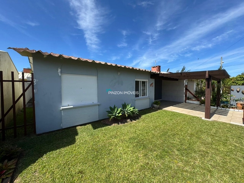 CASA EM AVENIDA.: 2ª foto da galeria de imagens do imóvel