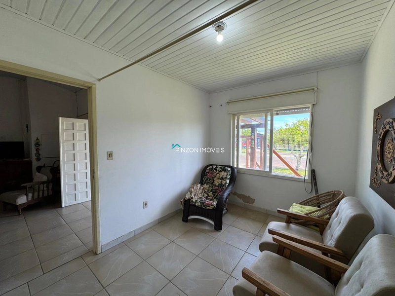 CASA EM AVENIDA.: 8ª foto da galeria de imagens do imóvel