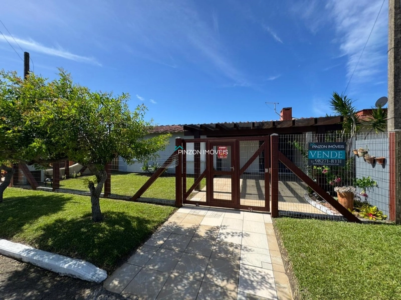 CASA EM AVENIDA.: 3ª foto da galeria de imagens do imóvel