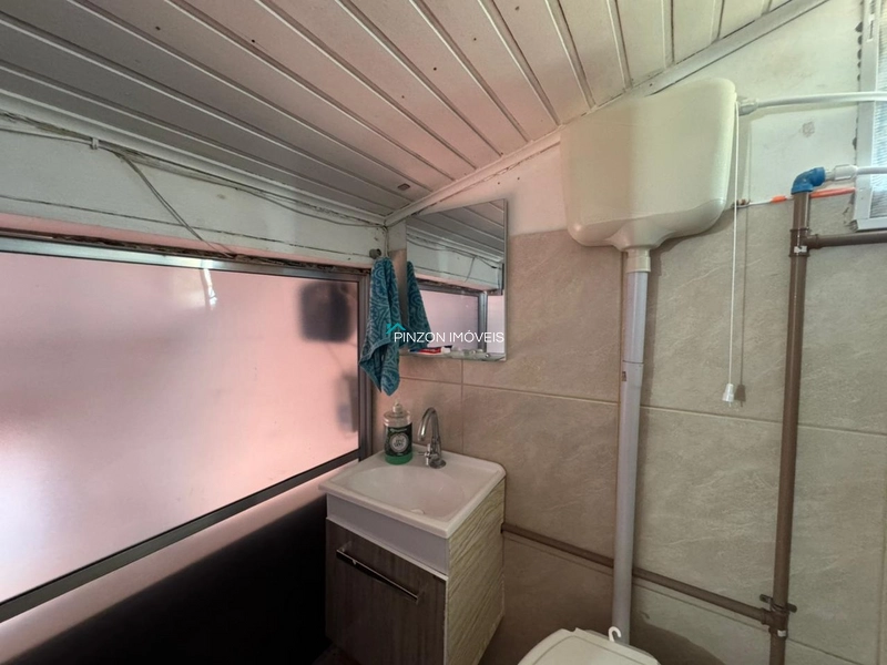 PROPRIEDADE NA AVENIDA PARAGUASSÚ: 7ª foto da galeria de imagens do imóvel