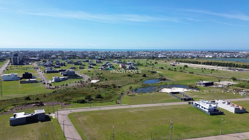 TERRENO NO LOTEAMENTO SANTORINI - BAIRRO PLANEJADO: 1ª foto da galeria de imagens do imóvel