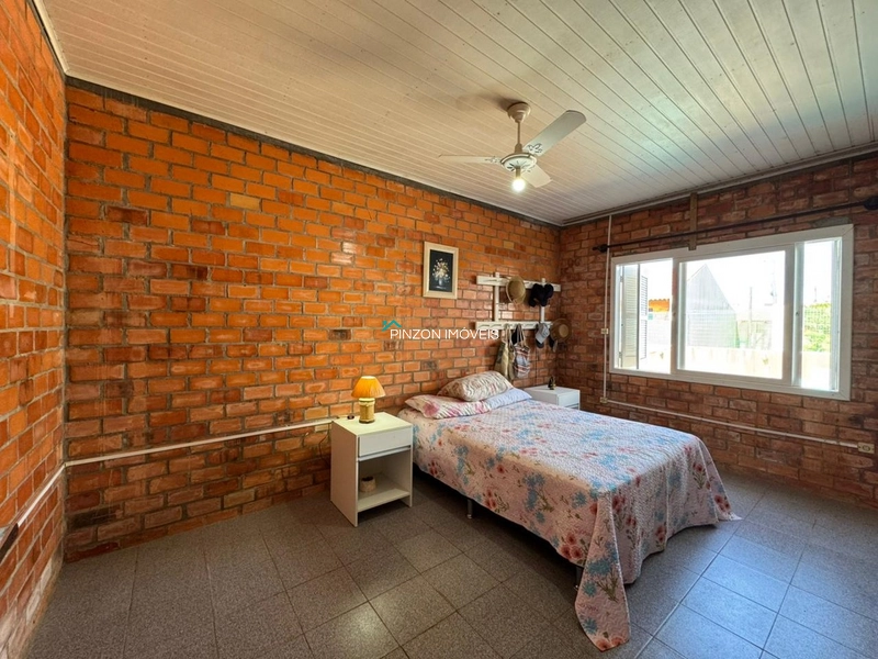 CASA COM PISCINA.: 21ª foto da galeria de imagens do imóvel