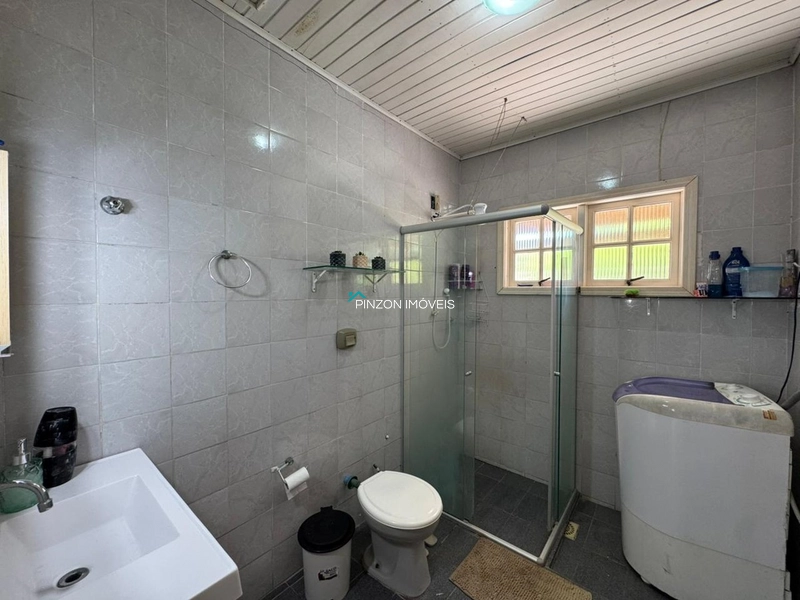 CASA COM PISCINA.: 27ª foto da galeria de imagens do imóvel