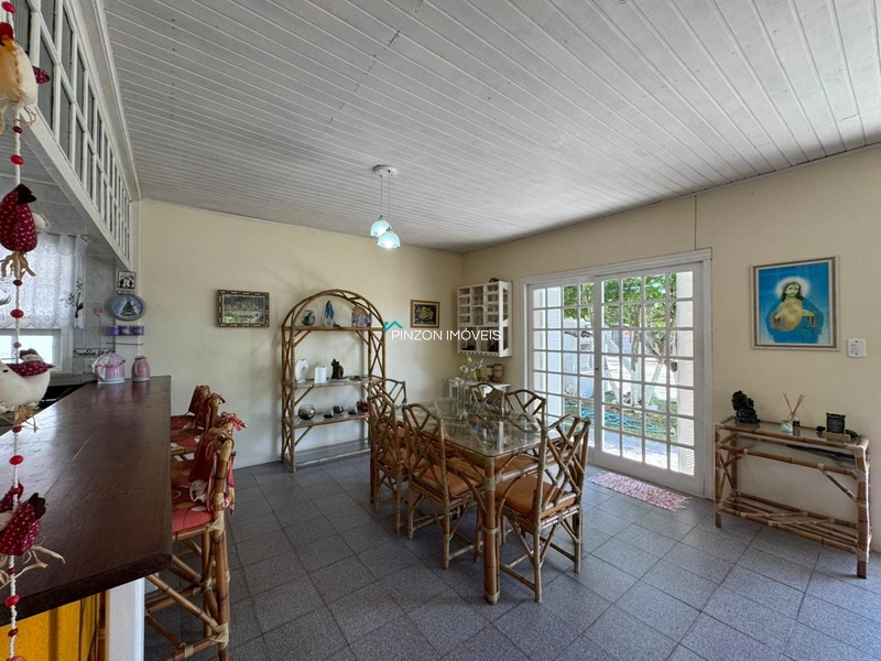 CASA COM PISCINA.: 12ª foto da galeria de imagens do imóvel