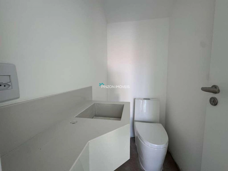 SOBRADO GEMINADO A 150M DA PRAIA: 7ª foto da galeria de imagens do imóvel